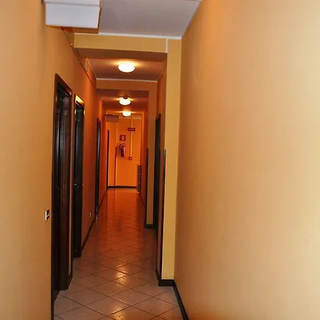 Parmigiano Hotel Novara